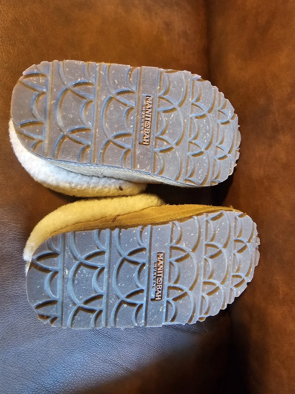 Kids Tan Faux-Shearling Moccasin Slippers